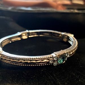 Vintage western silver stretch bracket blue stones new